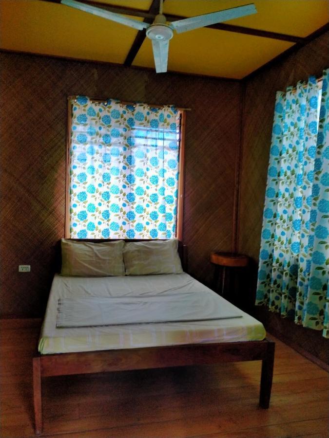 Jjs Backpackers Village